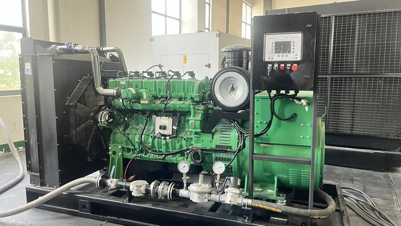 hình ảnh sản phẩm Máy phát điện khí tự nhiên 300kW 2